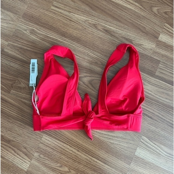Everlane The Triangle Bikini Top NWT - Picture 9 of 16
